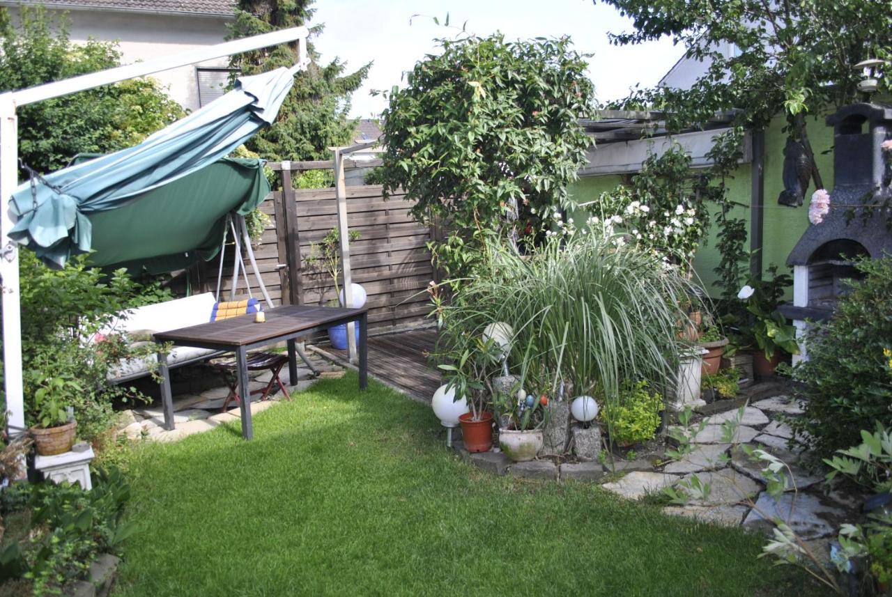 Gemuetliche Zimmer Im Einfamilienhaus 科隆 外观 照片